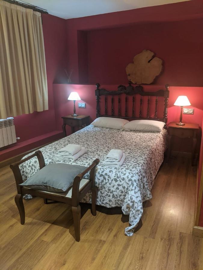 Hotel La Plaza 프로아자 외부 사진